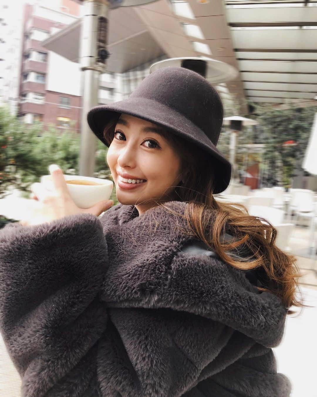 佐野友妃子さんのインスタグラム写真 - (佐野友妃子Instagram)「まいにち幸せすぎてどうしよう🥺 今日からお仕事でとある場所に行ってきま〜す🦋」11月18日 13時42分 - yukikosano1111