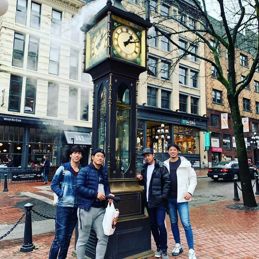 齊藤大将さんのインスタグラム写真 - (齊藤大将Instagram)「実は…バンクーバー🇨🇦に行ってきました‼️ 街がめちゃくちゃ綺麗でした 時間は短かったけど濃い時間を過ごせて良かったなぁ😊 写真何枚か撮れてるので、それは次回に‼️ とりあえず有名なところは行ったつもり…」11月18日 15時10分 - hiromasa__saito