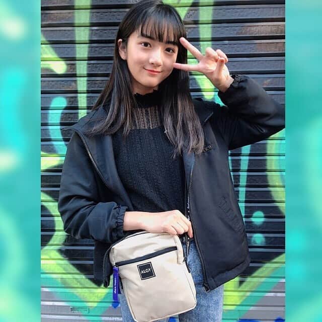 のインスタグラム：「🌈 #プチモのふろくの使い方 🌈﻿ ﻿ ﻿ 13人目はえっちゃん！！！﻿ ﻿ 🎠えっちゃんより🎠﻿ アルジーのショルダーバッグは色々なコーデにも使い回しができるからすごく便利〜🥺💕﻿ 小さいのに大容量なのもポイント！！﻿ えこはお友達と遊びに行く時に持っていくよ〜🍒♡﻿ ﻿ ﻿ #ニコプチ﻿ #ニコプチふろく﻿ #石山えこ﻿ #えっちゃん﻿ #プチモ﻿ #アルジー﻿ #ショルダーバッグ﻿ #ニコプチふろくのある生活﻿」