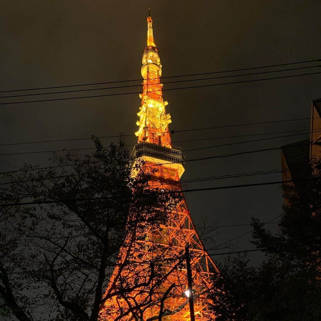 栗原由佳のインスタグラム：「とあるパーティーにて #オリエンタリズム #パフォーマンス　拝見しました。カッコ良かった！#orientarhythm  #東京タワー #tokyotower  http://orientarhythm.com/」