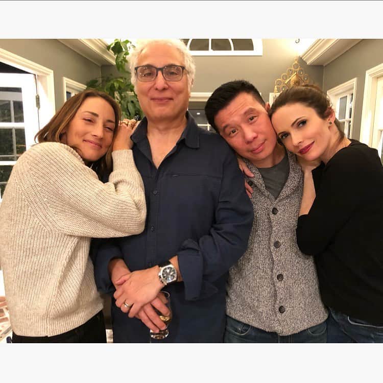 のインスタグラム：「Celebrating Día de Los Muertos last night with my #Grimm family. ❤️ Celebrando el Día de los Muertos anoche con mi familia #Grimm. ❤️」