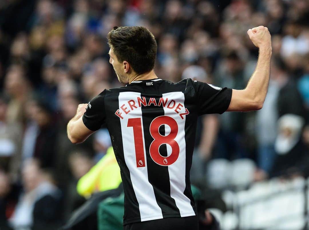 フェデリコ・フェルナンデスのインスタグラム：「#newcastle #premierleague」