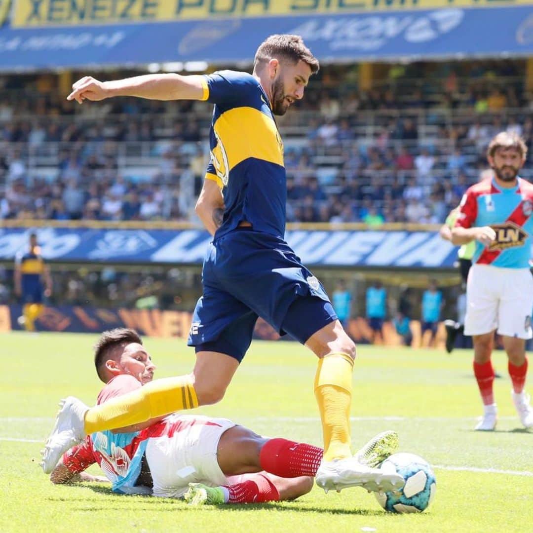 リサンドロ・ロペスのインスタグラム：「VAMOS BOCA 🔷🔶🔷」