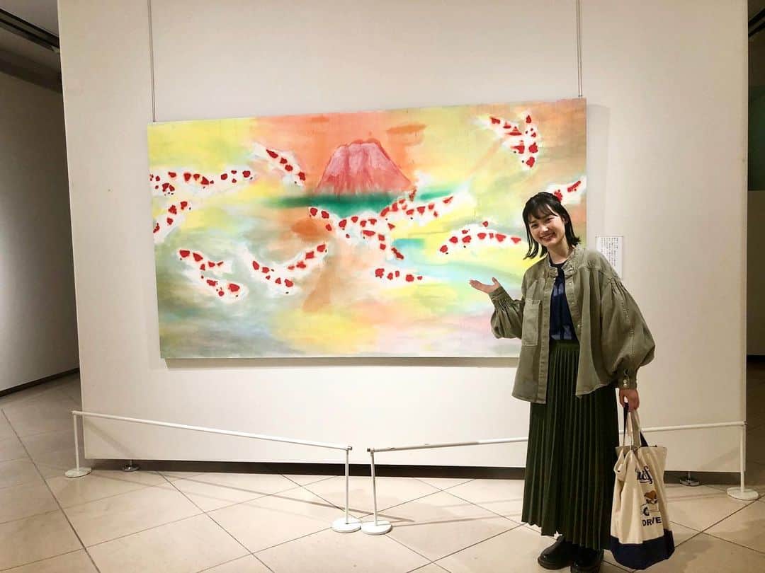 井頭愛海さんのインスタグラム写真 - (井頭愛海Instagram)「. #片岡鶴太郎展 にお邪魔してきました😊😊 鶴太郎さんの作品をたくさんみれて、 ほんと素敵な作品ばかりで、 なんだか心がほっこりした気分になりました🥺 みなさんもぜひ！見に行って見てください〜🥰🥰」11月4日 16時33分 - manamiigashira_official