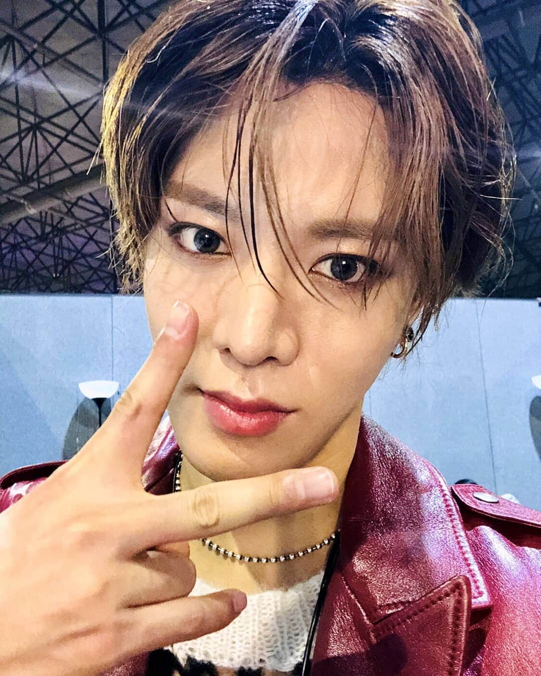 NCT 127さんのインスタグラム写真 - (NCT 127Instagram)「✌✌✌ #NCT #NCT127 #YUTA #MTVEMA @mtv @mtvema」11月4日 16時28分 - nct127