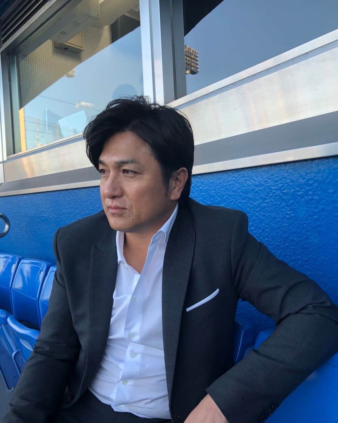 高橋由伸のインスタグラム：「早慶戦！ 残念ながら今日は負けてしまいましたが、後輩達はリーグ戦優勝を果たしてくれました。」