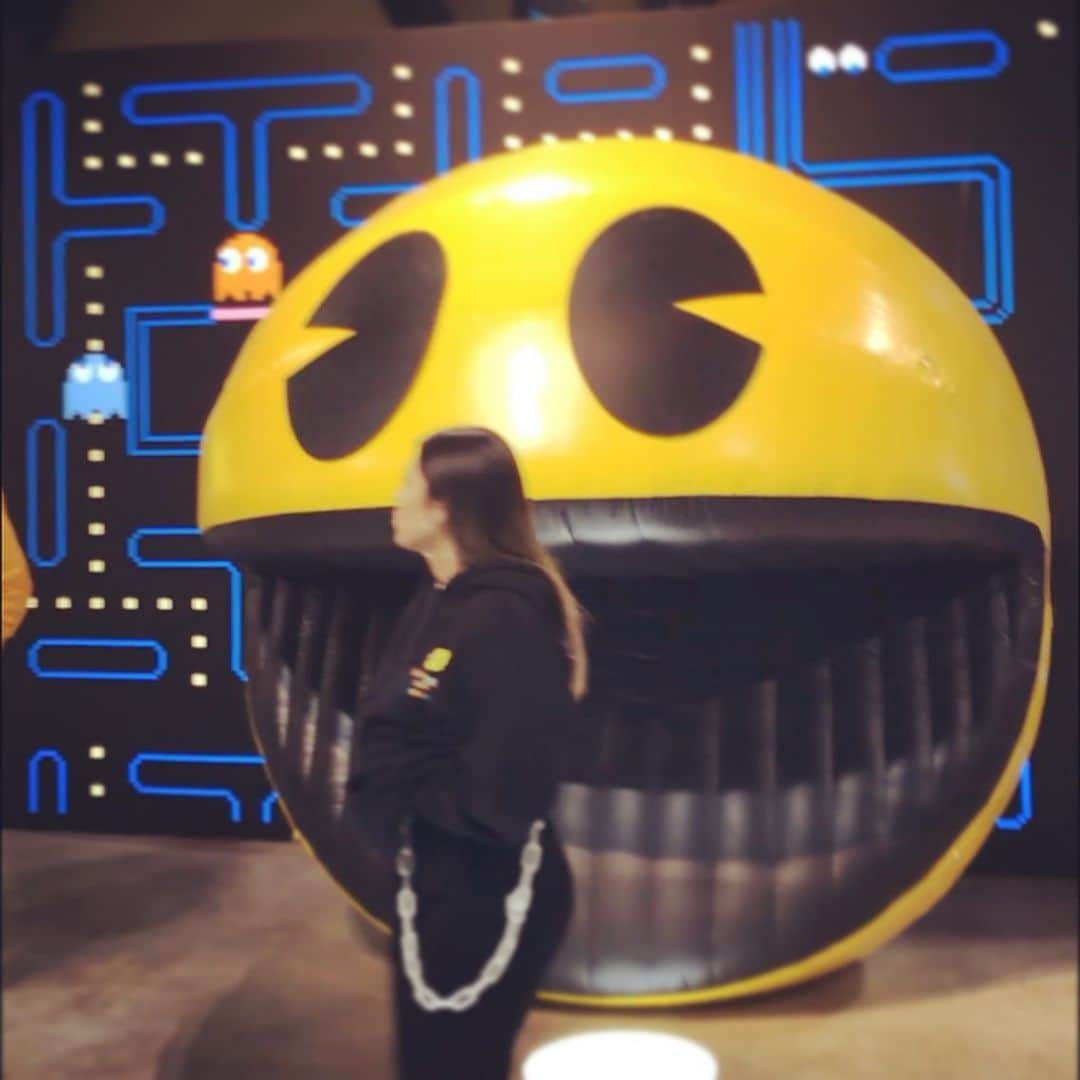 鈴木一真さんのインスタグラム写真 - (鈴木一真Instagram)「Happy reunion⚡︎ 嬉しい再会@世界最大規模のストリートカルチャーの祭典 #ComplexCon  #Puchu #WindAndSea #KeithHaring #TakashiMurakami #OnePeace #Godzilla #Pacman」11月4日 16時45分 - _kazumasuzuki_