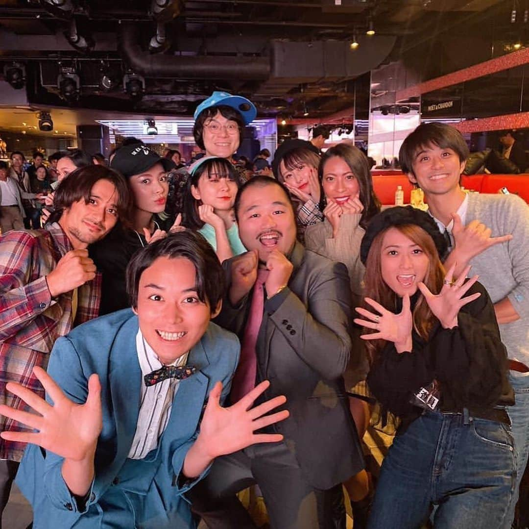 岡田祐佳さんのインスタグラム写真 - (岡田祐佳Instagram)「昨日は　#渋谷ガールズランウェイ　#渋谷ドラフト会議 が　#キャメロット　でありました。  あたしは特別審査員で参加させていただきましたが　みなさん一生懸命でキラキラしてました。  受賞された方も、されなかった方も　この日の経験を明日に活かして頑張ってほしいです。  そして　スペシャルゲストの　misonoちゃん  @misono_koda_official  相変わらず歌うますぎ！ ヘキサゴン時代のアブラゼミメスを歌ったのですが、あたしにとって思い出ありすぎの曲でしたし心に響いて　泣いたのは言うまでもない。  長丁場でしたが楽しかったし、 色々学んだ1日でした。  次は11月24日大阪にゲストでいきます！！ みなさんに会えるのたのしみにしてます！  #斎藤祥太　#斎藤慶太　#クマムシ　#にゃんこすたー　#瑠璃奈 #かみら　#伊藤さやか #渋谷 #渋谷ドラフト会議　#渋谷ガールズランウェイ #関西コレクション #六本木コレクション #misono」11月4日 17時28分 - yukachin719