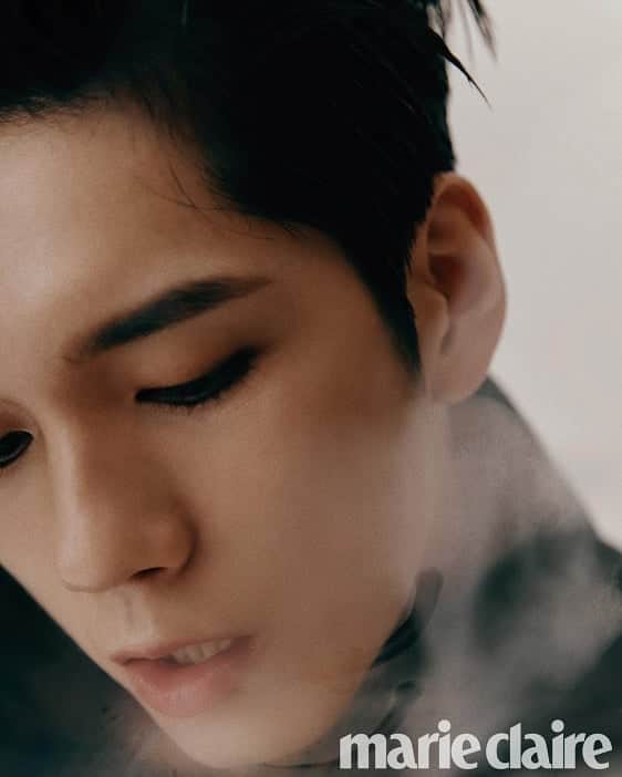 のインスタグラム：「Ong Seong Wu @osw_onge For Marie Claire Korea Magazine October Issue 💛 . . . . . #성우 #SeongWu #옹성우 #OngSeongWu  #asianboy#맞팔 #셀스타그램 #셀카 #얼스타그램 #데일리 #선팔 #인스타그램 #koreanboy #l4l #f4f  #like4like  #おしゃれ #オシャレ #いいね返し #フォロー #韓国人 #韓国 #セルカ #自撮り #ファッ」