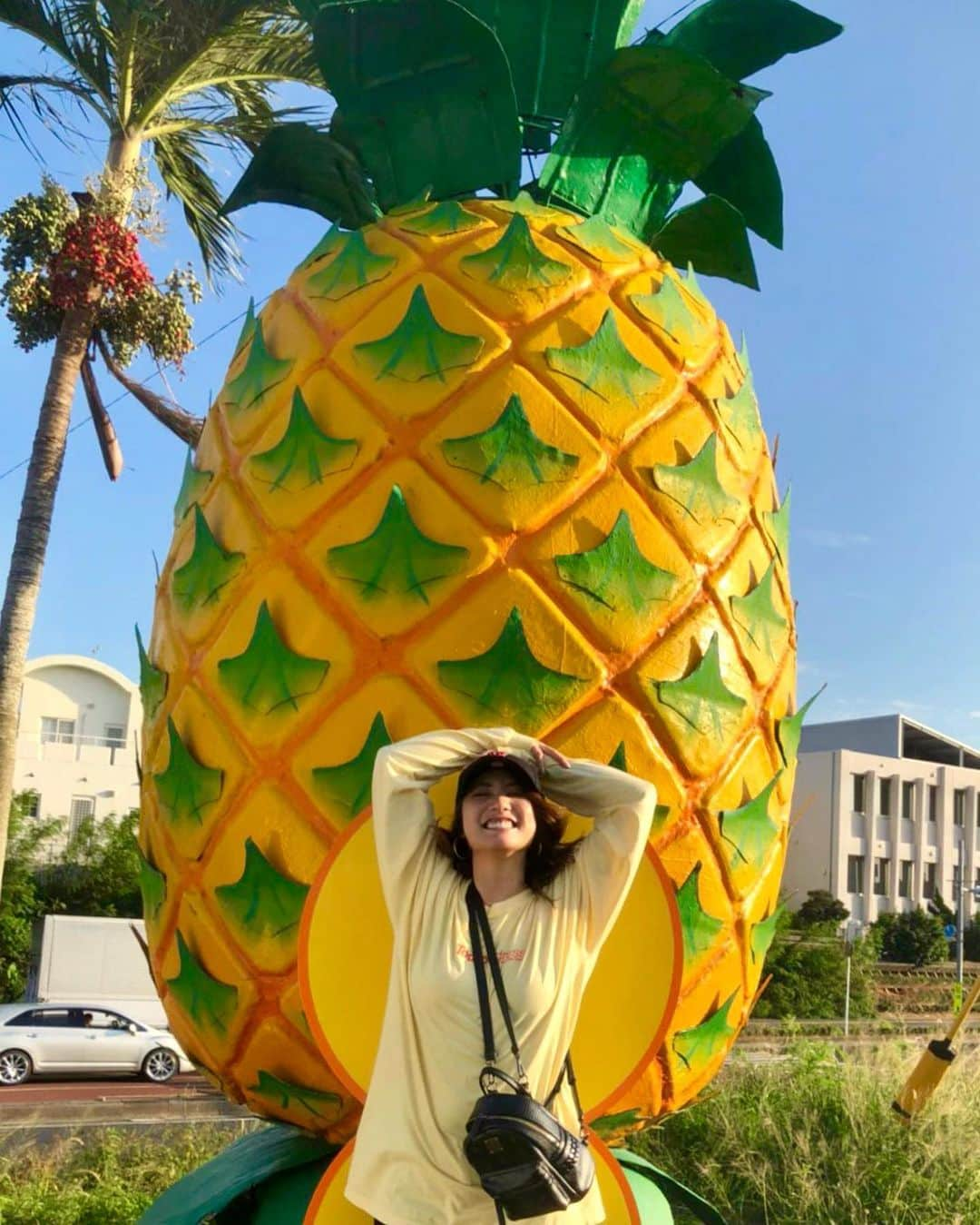 吉村遙さんのインスタグラム写真 - (吉村遙Instagram)「🍍🍍🍍 世界で一番好きな食べ物はパイナップル #パイナップルハウス#沖縄旅行#那覇市#パイナップル#食べ放題」11月4日 10時21分 - harupi1019