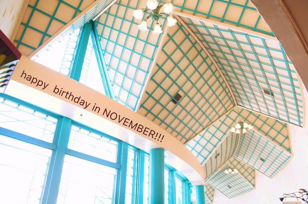 IKSPIARI イクスピアリ公式さんのインスタグラム写真 - (IKSPIARI イクスピアリ公式Instagram)「Happy Birthday in November!!! １１月生まれの皆さまお誕生日おめでとうございます！ 冬の気配を感じますね❄️すてきなお誕生日になりますように・・・ * * #イクスピアリ #IKSPIARI #いくすぴあり #お誕生日 #誕生日 #happybirthday #birthday #11月 #november #おめでとう #11月生まれ #シェフスロウ #あの角の向こうに発見がある」11月4日 10時32分 - ikspiari_official