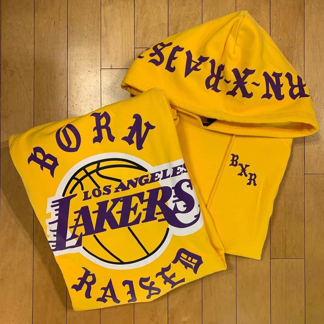 GROW AROUNDさんのインスタグラム写真 - (GROW AROUNDInstagram)「#growaroundnewarrivals 🇺🇸🔥BORN×RAISED+NEWERA+LAKERS🏀⛹️‍♂️ HOODY.T-SHIRT.CAP入荷しました💁🏾‍♂️ #growarownd  #bornxraised  #newera  #lakers  #nba」11月4日 12時15分 - growaround