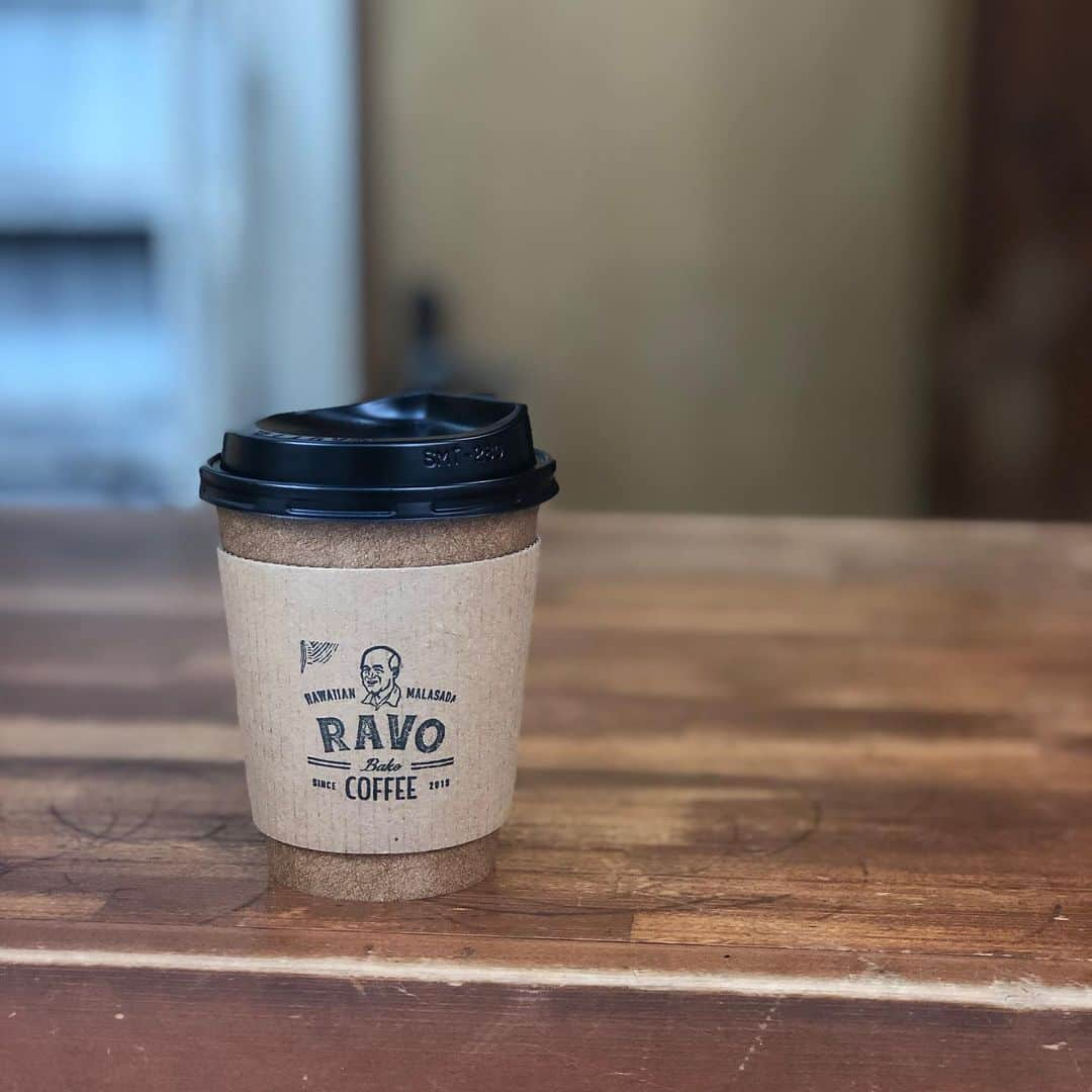 Ravo Bake Coffee Officialさんのインスタグラム写真 - (Ravo Bake Coffee OfficialInstagram)「秋の風と珈琲の香りが調子いい👌 #food#foodstagramer#デリスタ#デリスタグラマー#ぽっちゃり#ダイエット#日記#グルメ#神戸グルメ#B級グルメ#食べログ#食べスタグラム#飯テロ#グルメな人と繋がりたい#グルメ好きと繋がりたい#yummy#gymlifestyle#今日の写真#インスタグッド#Japanesestyle#coffee」11月4日 12時19分 - yacco_tofuten