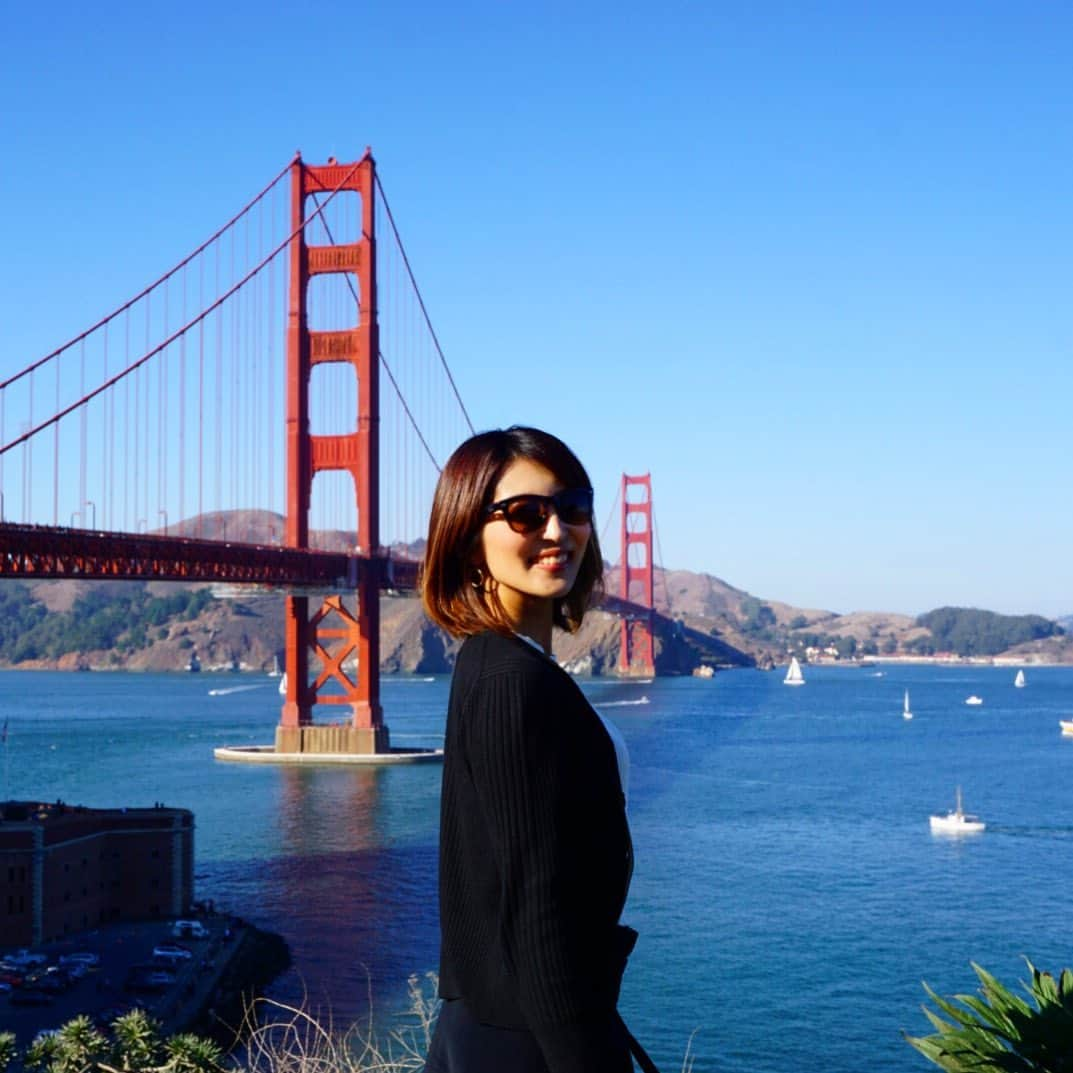 新田朝子さんのインスタグラム写真 - (新田朝子Instagram)「In the end, I saw wonderful view from Golden Gate Bridge under the beautiful blue sky.. And I’ll go back to Japan. Thank you for everything...I don't forget these memories in the U.S.💁‍♀️ . #california #sanfrancisco #goldengatebridge #picturelover #カリフォルニア #ゴールデンゲートブリッジ #旅行好きな人と繋がりたい #写真好きな人と繋がりたい #アメリカ生活 #旅の終わり #🇺🇸 #✈️」11月4日 12時37分 - asako.nitta