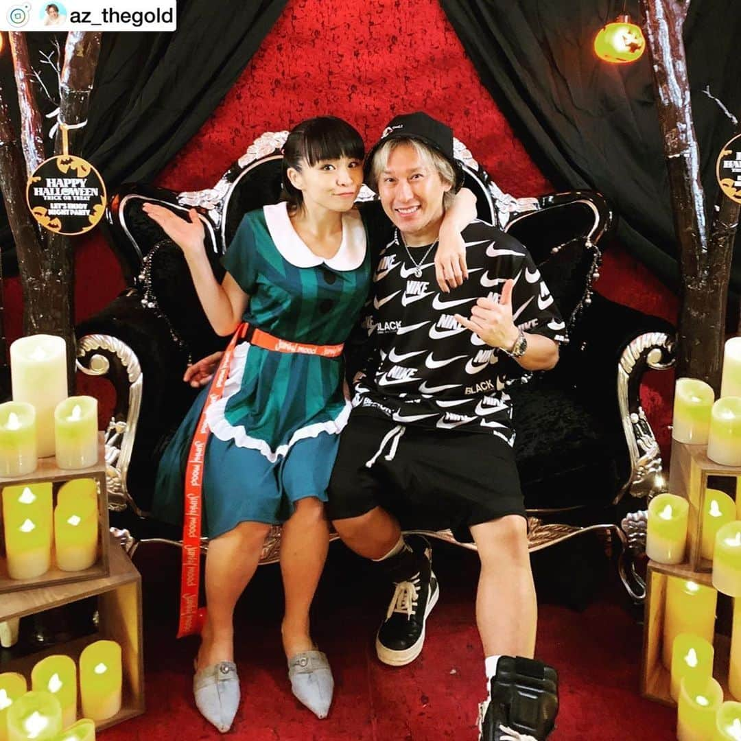 misoNosukeさんのインスタグラム写真 - (misoNosukeInstagram)「. . 誕生日どころでもなかったし ハロウィンどころでもなかったんだけど . AZと一瞬お邪魔した場所で 1枚だけ撮った2ショットが . 唯一、ハロウィンっぽい写真（笑） ハロウィンパーティー、参加したかった… . ↓ . #repost by @az_thegold . . HAPPY HALLOWEEN🎃 素敵な1日を👌 . #halloween #happy #misono #az #thegold #1031 #仲良し #nike #皆様素敵な1日を #暴れちゃダメよ #ウケる」11月4日 12時51分 - misono_koda_official