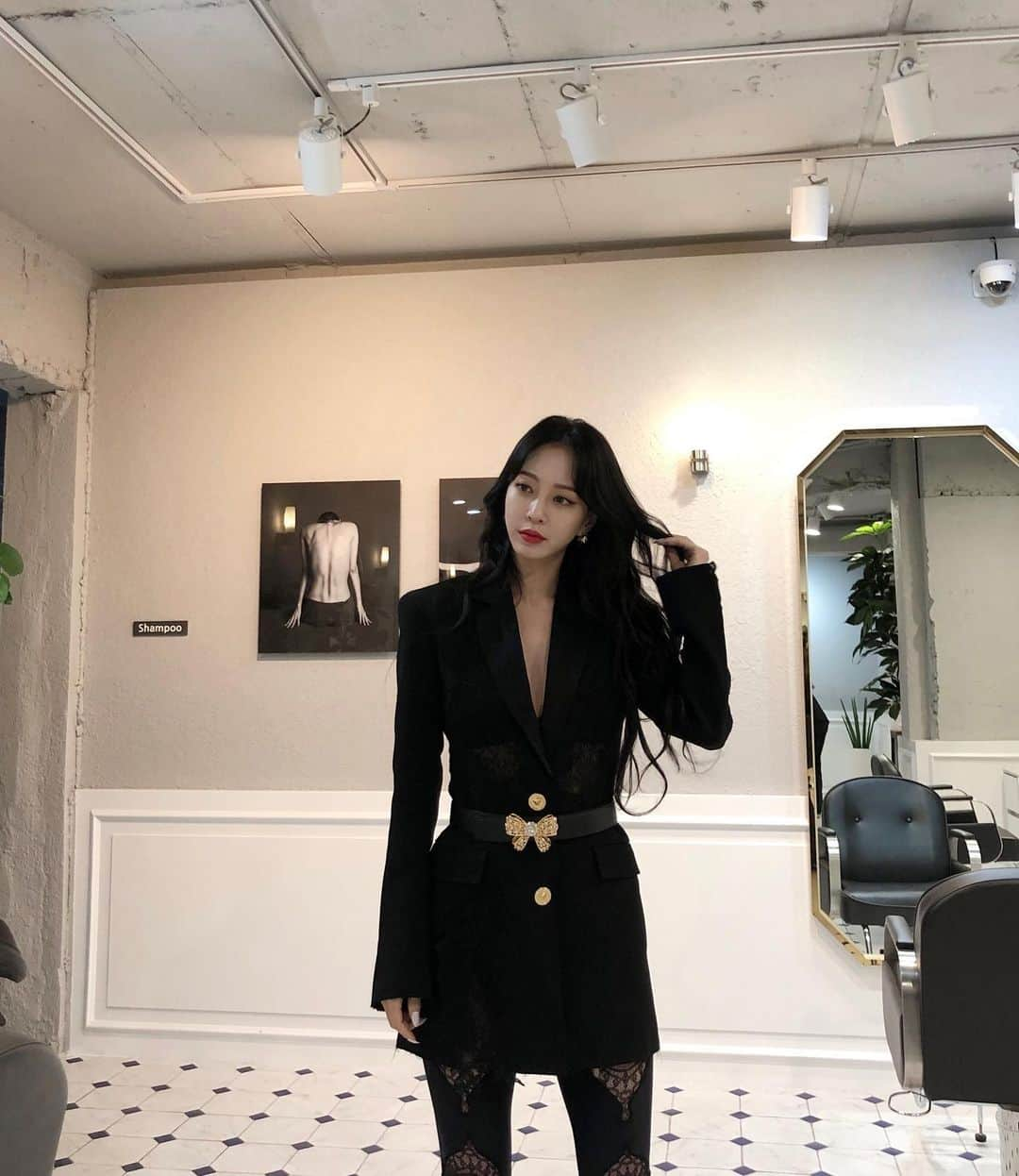 ハン・イェスルさんのインスタグラム写真 - (ハン・イェスルInstagram)「🖤♥️」11月4日 13時01分 - han_ye_seul_