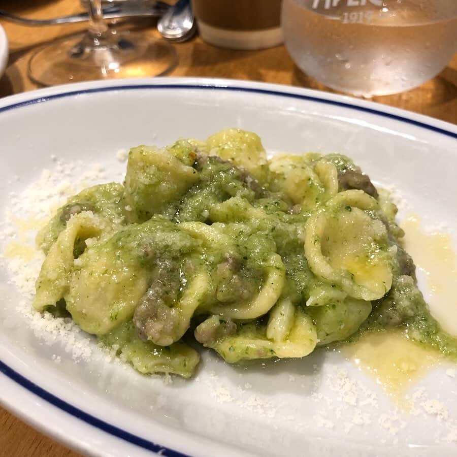 SAYUKIさんのインスタグラム写真 - (SAYUKIInstagram)「もえ家とさゆき家でご飯会　@viaggio_di_sapori 。毎月イタリアの各地方にスポットを当てたお料理が味わえるお店で、どれもとても美味しかった！ピスタチオのパスタは初めて😳✨クリーミーな味わい。また次の季節も行って色々食べてみたいなあ😍💕 食べて話して、お互い卒乳後でワインも味わい、幸せな夜ご飯でした☺️💕✨✨　またファミリーご飯会しようね。  #ファミリーご飯会　#旅するイタリア食堂　#芝公園グルメ #italianfood #pasta #家族みんなで会えるの嬉しい　#やんちゃな男の子達大変だけど可愛いよ💕　 #男の子ママ　#子育て」11月4日 13時09分 - sayukisvoice