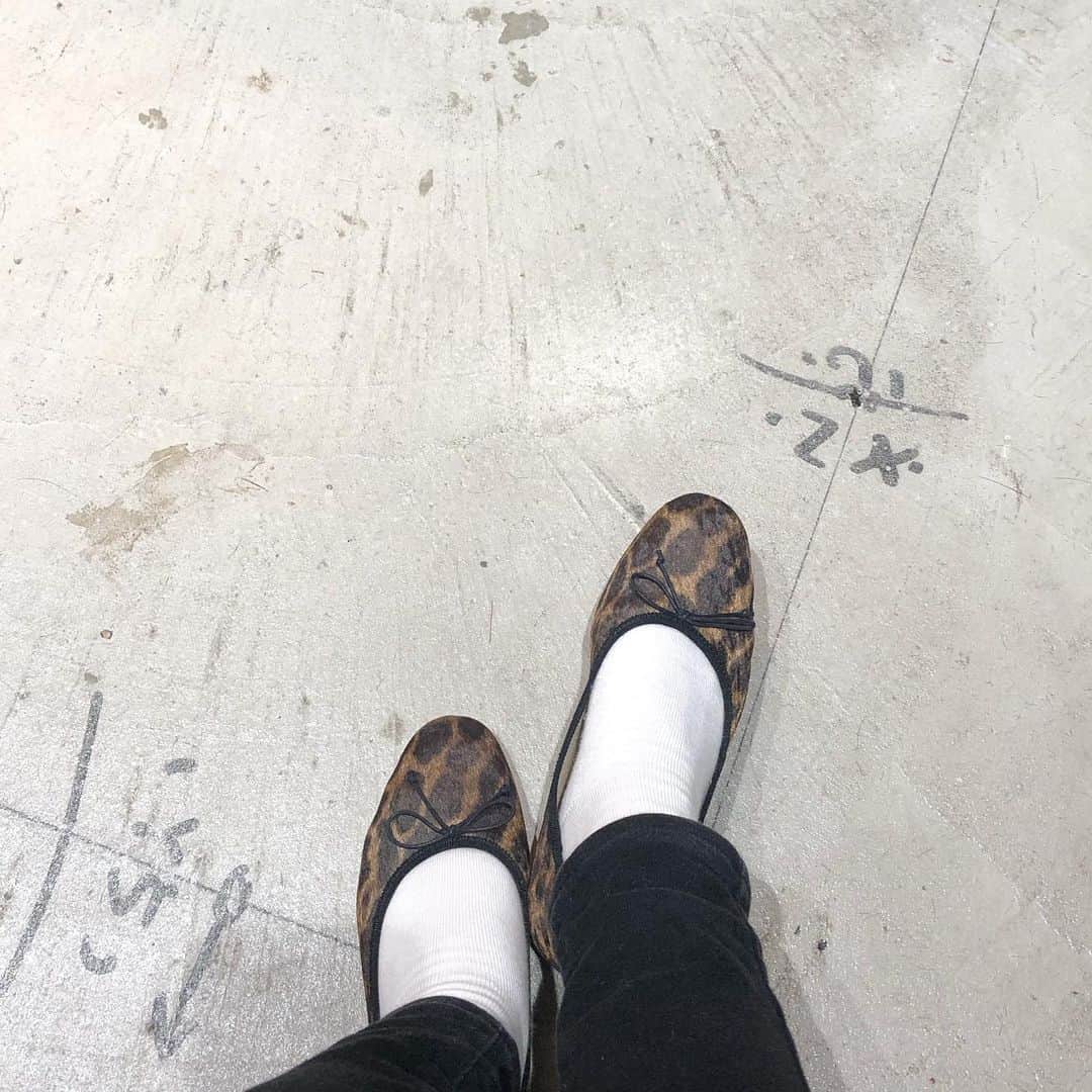のインスタグラム：「today🍁 白ソックスとの組み合わせ すきだな🐆♡ #るみのふく」