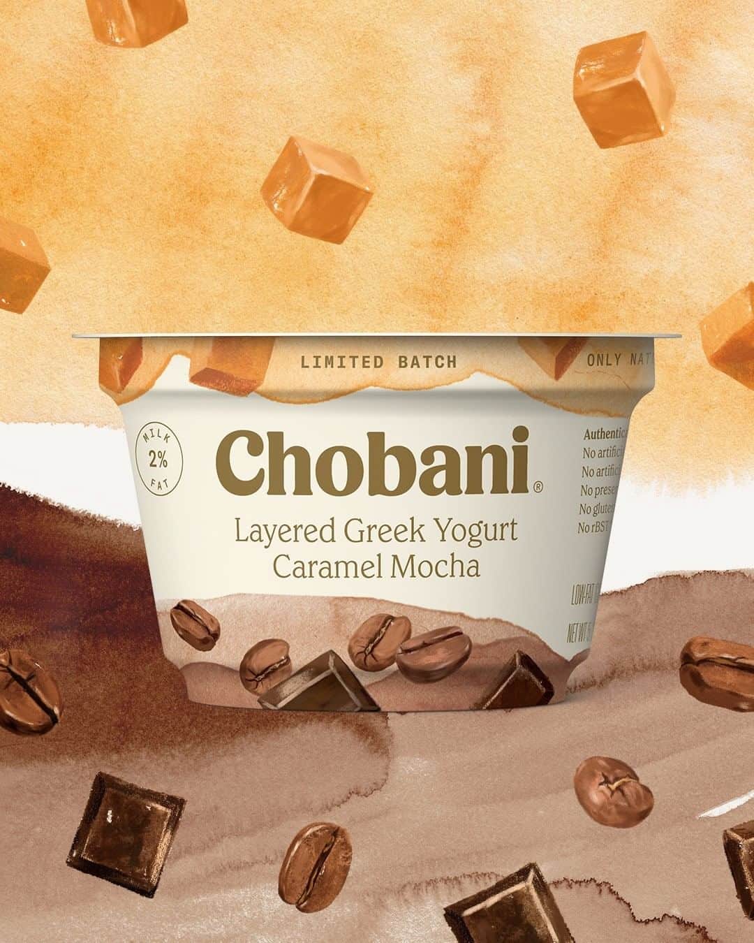 Chobaniのインスタグラム：「🚨NEW FLAVOR ALERT🚨Our latest Limited Batch flavor, Caramel Mocha, is layered like a latte with Caramel Low-Fat Greek Yogurt atop decadent mocha. Who wants to try it?」