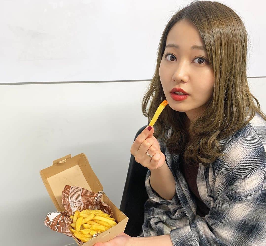 門脇佳奈子さんのインスタグラム写真 - (門脇佳奈子Instagram)「⭐️ #potato 🍟 シナシナ派🙋‍♀️🙋‍♀️🙋‍♀️」11月4日 18時03分 - kanakoofficial