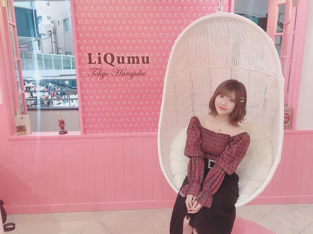 山田麻莉奈さんのインスタグラム写真 - (山田麻莉奈Instagram)「. ちなみにこの日のお洋服は . オフショルのトップスは RURU ( @_ruruofficial_ )❤ スカートは まえのんさん( @maeda_nozomi )のブランドの N WITH. ( @n_with_official )のです❤ . まえのんさんは 番組でお世話になってるのだけど、 この前の収録のときにお洋服を頂いて、、 しかもまりりが好きそうなやつ選んだよって🤧 . ほんとに全部好みのやつで、、😭😭😭 というかN WITH.のお洋服 デザインがほんとに全部かわいいですすき、、❤︎ . また今度別のも載せますねっ☝︎ . .」11月4日 19時12分 - marina.yamada_324