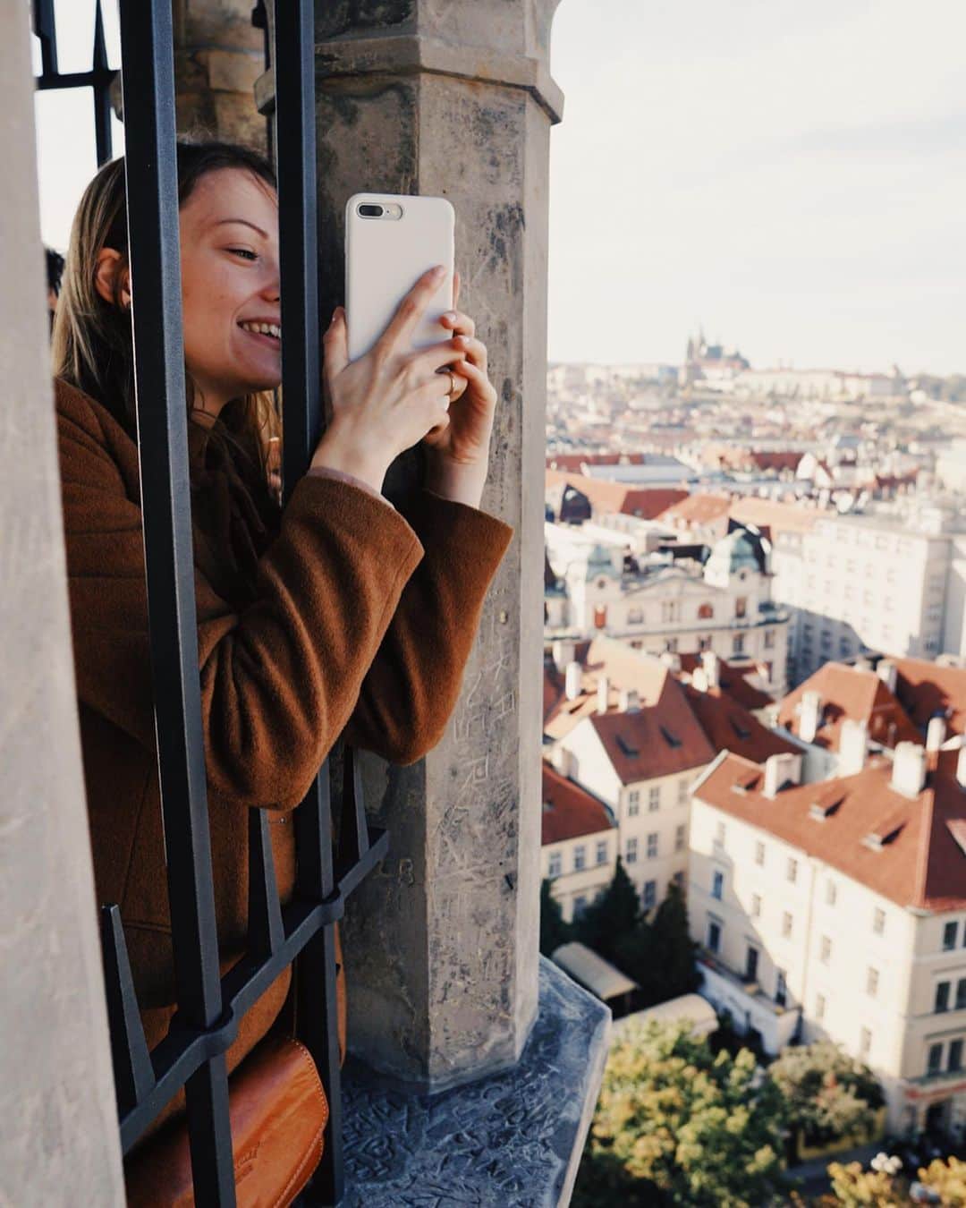 有働真帆さんのインスタグラム写真 - (有働真帆Instagram)「🏰👫 #Czech #Prague #travel」11月5日 3時11分 - maho_udo