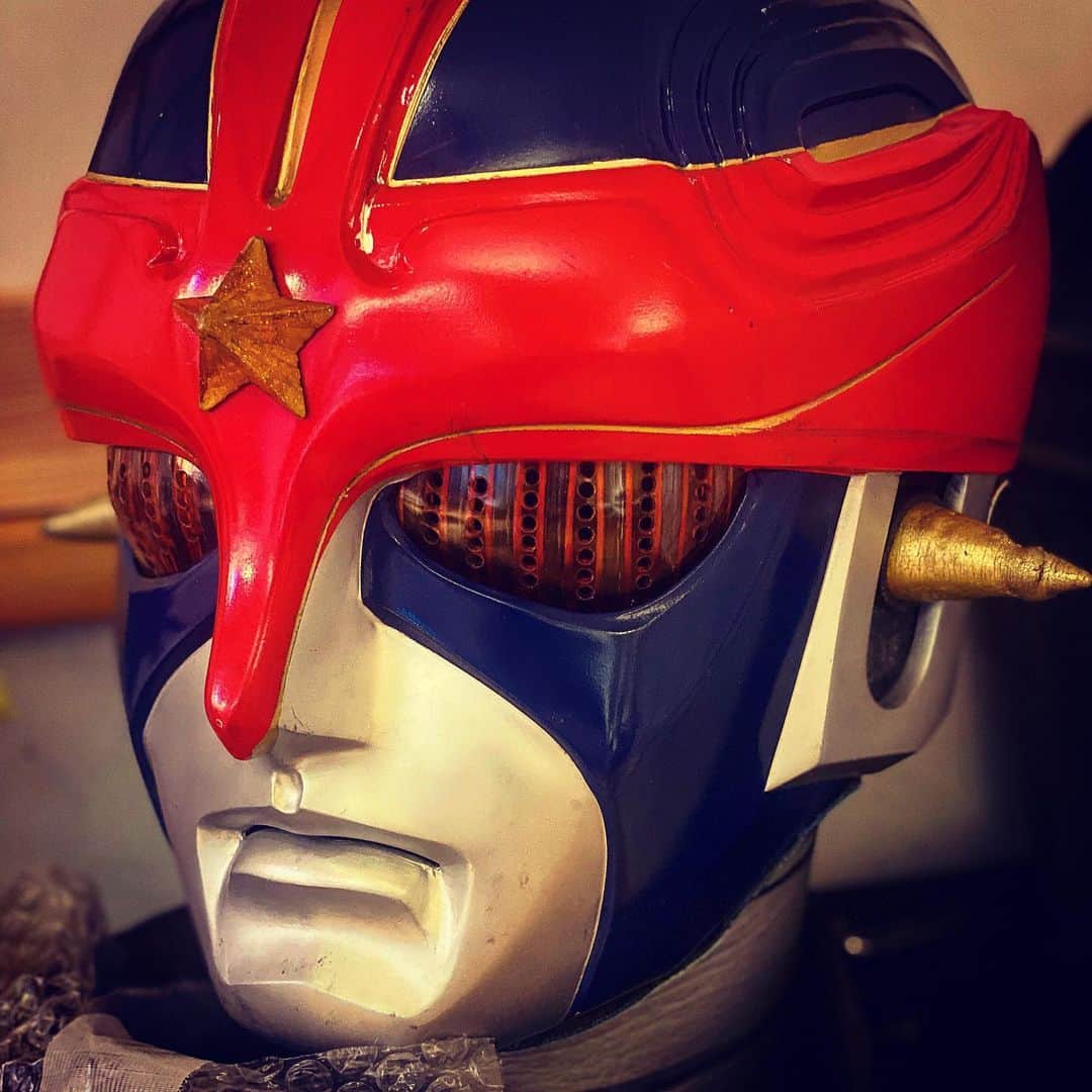 関智一のインスタグラム：「歴戦の勇者！ 銀河ロイド・コスモX！！ #特撮 #マスク #アクション用」