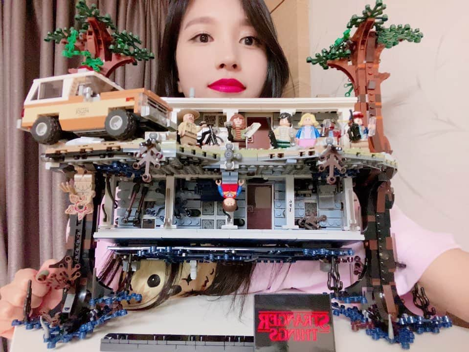 TWICEさんのインスタグラム写真 - (TWICEInstagram)「#strangerthings」11月4日 22時26分 - twicetagram