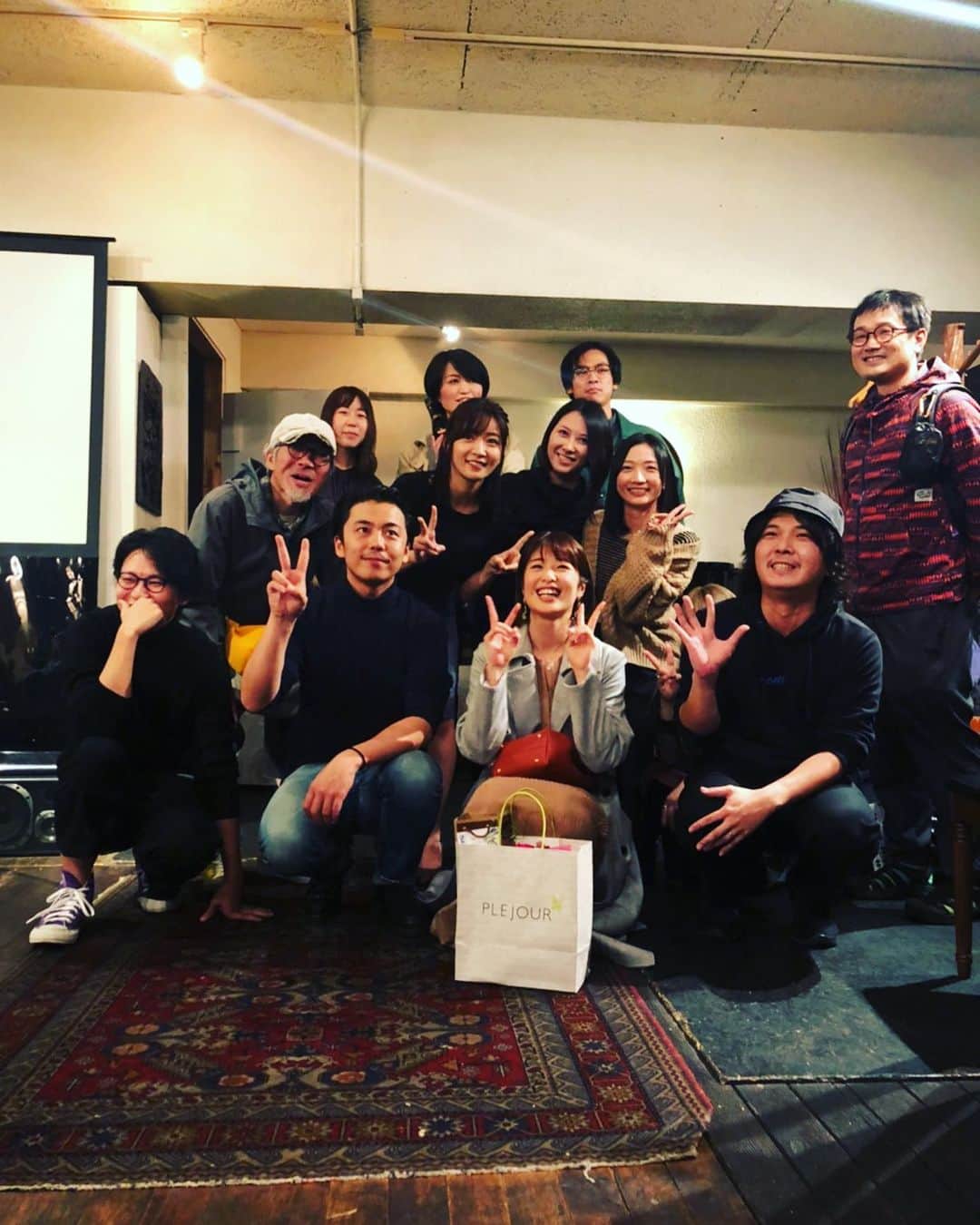 森岡龍さんのインスタグラム写真 - (森岡龍Instagram)「映画『東京の恋人』初号試写と打ち上げでした！﻿ ﻿ 本当に素敵なキャストとスタッフさんに囲まれて、演じさせて頂きました。﻿ ﻿ クラウドファンディングでご支援を賜りました皆様も、改めて、ありがとうございました！﻿ ﻿ 単なる出資者と制作者を越えて、様々な絆を感じられた大切な経験となりました。﻿ ﻿ 作品も、とても有意義な作品になったかと思います。﻿ ﻿ moosic labでの上映は11/23〜です！﻿ https://moosiclab.com/?p=1567﻿ ﻿ 引き続き、宜しくお願い致します！﻿ ﻿ #東京の恋人﻿ #moosiclab2019」11月4日 22時59分 - ryu_morioka