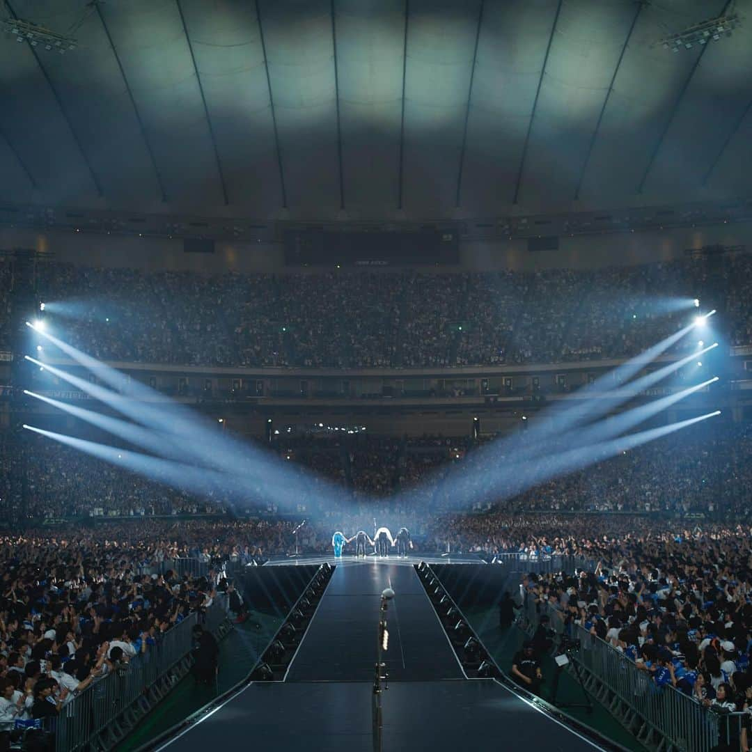 BUMP OF CHICKENさんのインスタグラム写真 - (BUMP OF CHICKENInstagram)「Thank you Tokyo! #auroraark Photo by @yoshiharuota」11月4日 23時22分 - bumpofchickenofficial