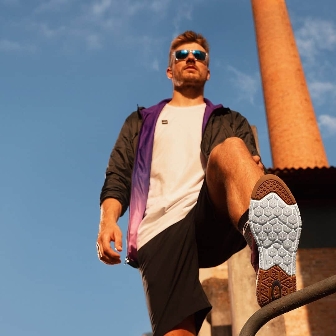 Rodrigo Hilbertさんのインスタグラム写真 - (Rodrigo HilbertInstagram)「Estilo e conforto para o dia a dia. A nova coleção Oakley Sportswear tem um novo solado que é mais leve, proporciona mais flexibilidade e tem maior estabilidade. @oakleybr #ad」11月4日 23時55分 - rodrigohilbert