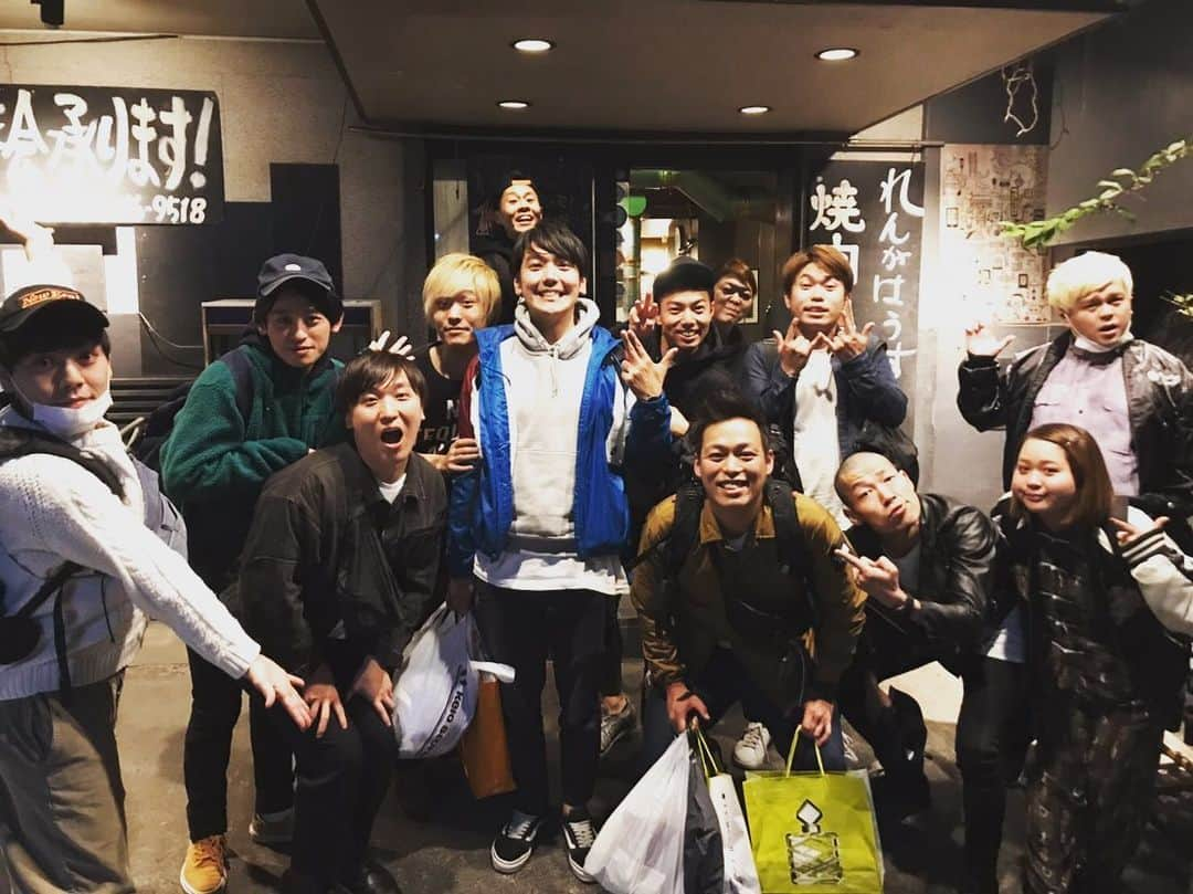 西田さおりさんのインスタグラム写真 - (西田さおりInstagram)「スーパーサイズミーのライブに 出させてもらって  方南町にある「れんがはうす」っていう焼肉屋さんで打ち上げまで！ まじ超美味なので 皆様も行ってみて〜〜！！ 元同期が店長してるの〜〜！！ . . . #スーパーサイズミー #結成おめでとう #同期 #いまさらジャンプ #ジャンゴ #ギャラクシー #湘南パイプキャッツ #ザシーツ #ロクヨンサン #世間知らズ  #焼肉美味しすぎた #あー楽しかった」11月5日 0時22分 - saori19950108