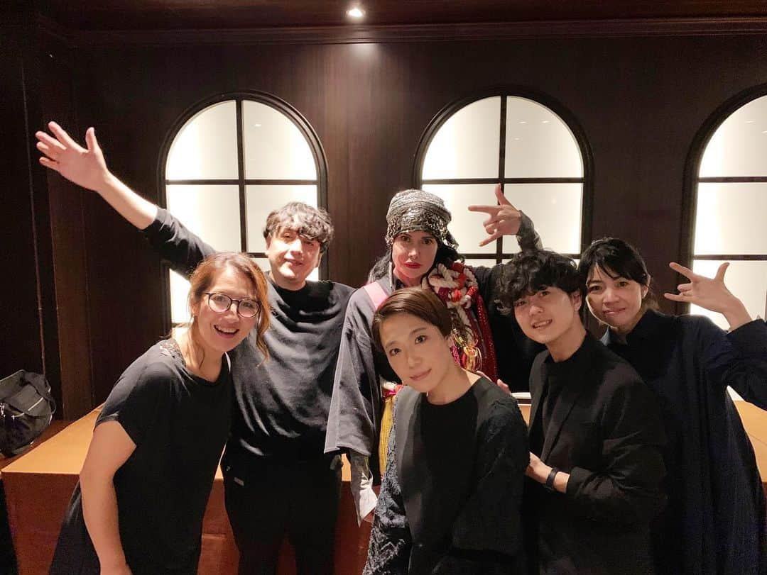 カイヤさんのインスタグラム写真 - (カイヤInstagram)「舞台裏😮backstage, モデルたち、models, Boy, メーク人たち Lovely make up staff . . . . . . . . . . . #舞台裏 #backstage #fashionshow #fashion #designer #shitohisayo #kimono #style #behindthescenes #love #happy #makeupartist #gowiththeflow #hangingout #enjoyinglife #model #modellife #lovemyjob #tokyo #japan #japanfashion」11月5日 12時21分 - caiya.kawasaki