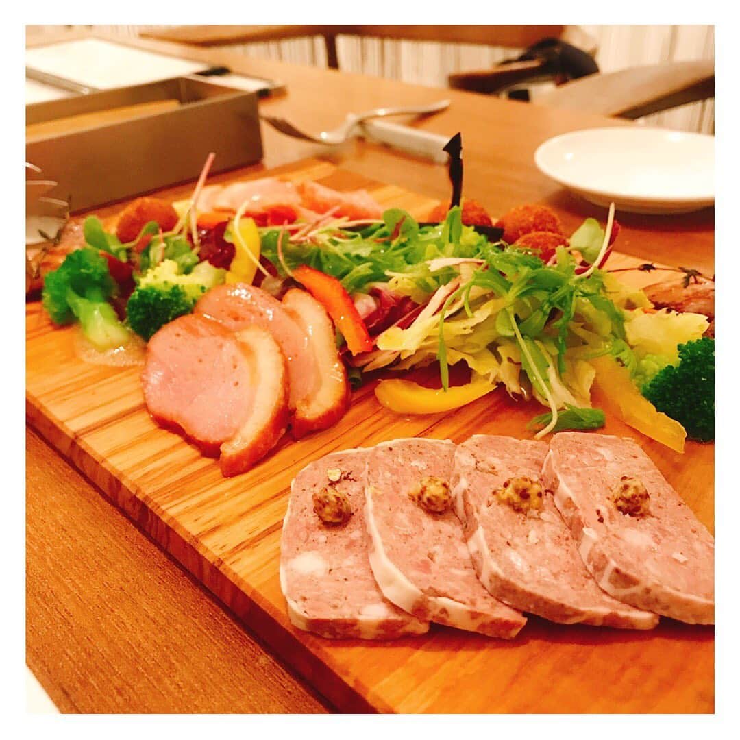 happymail_デート部のグルメインスタ