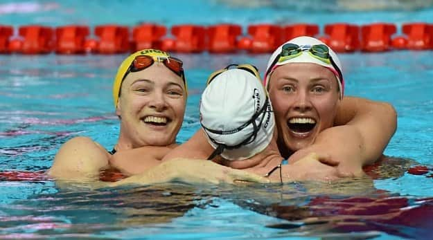 ブロンテ・キャンベルさんのインスタグラム写真 - (ブロンテ・キャンベルInstagram)「Kazan done! Picked up a sneaky bronze in the 100 free and 4th in the 50. Way more excited for Michelle’s PB than anything else as demonstrated by the PB dance 😂 (thought I was off camera)  Always a pleasure to race with such good friends ❤️」11月5日 3時41分 - bronte_campbell