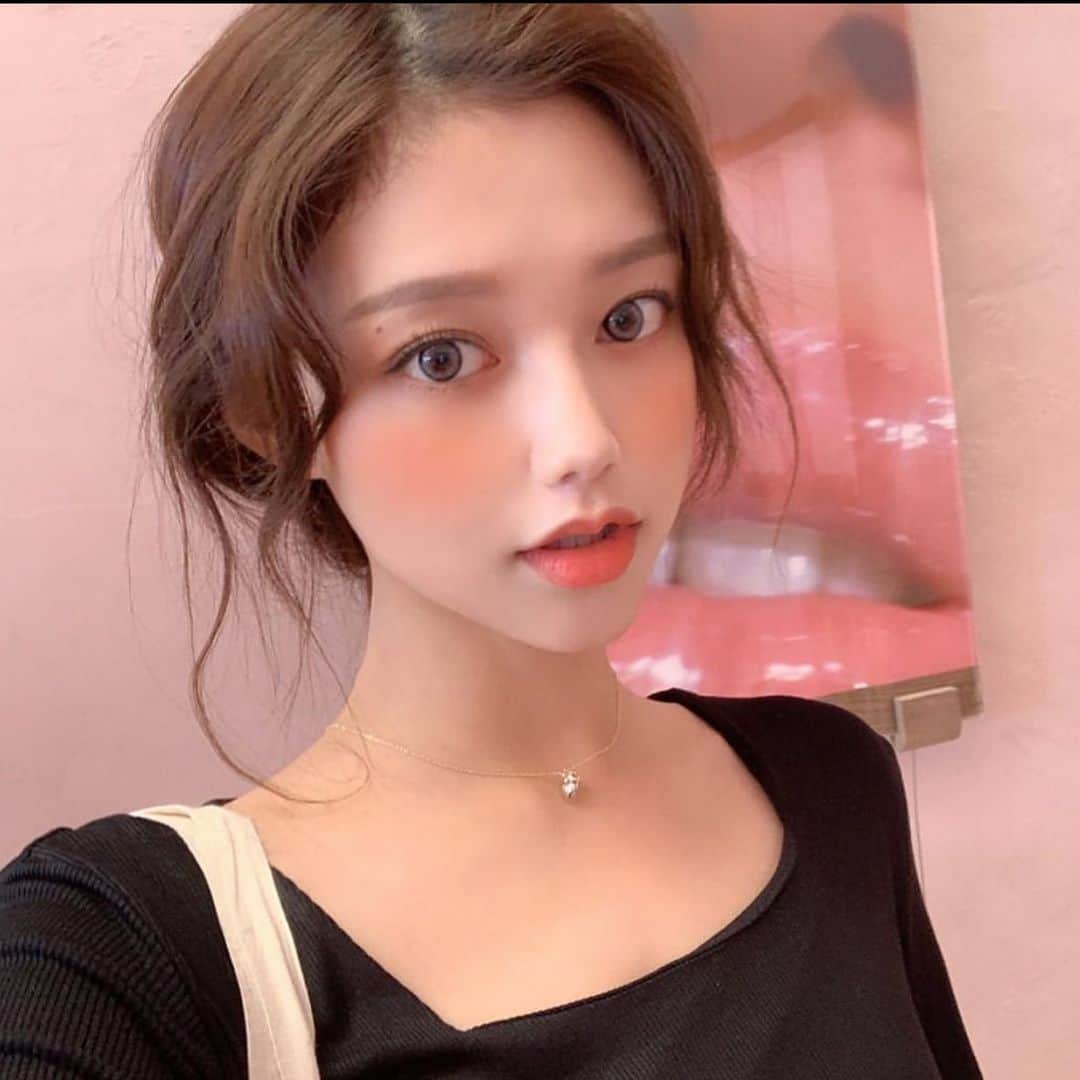 Chuuのインスタグラム：「Hi, kristin! who are you today?👩‍👧‍👧✨」