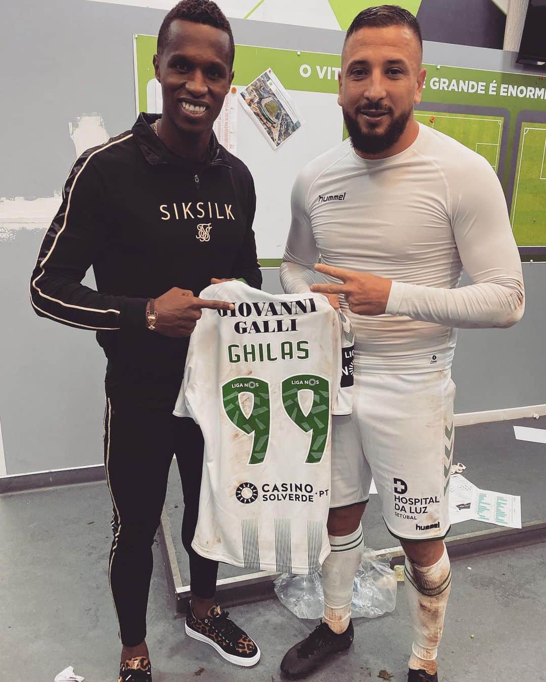 ナビル・ギラスのインスタグラム：「Grande vitória de toda a equipa! Vamos para a frente, todos juntos!! 💪🏼💪🏼💪🏼 @josesemedoofficial」