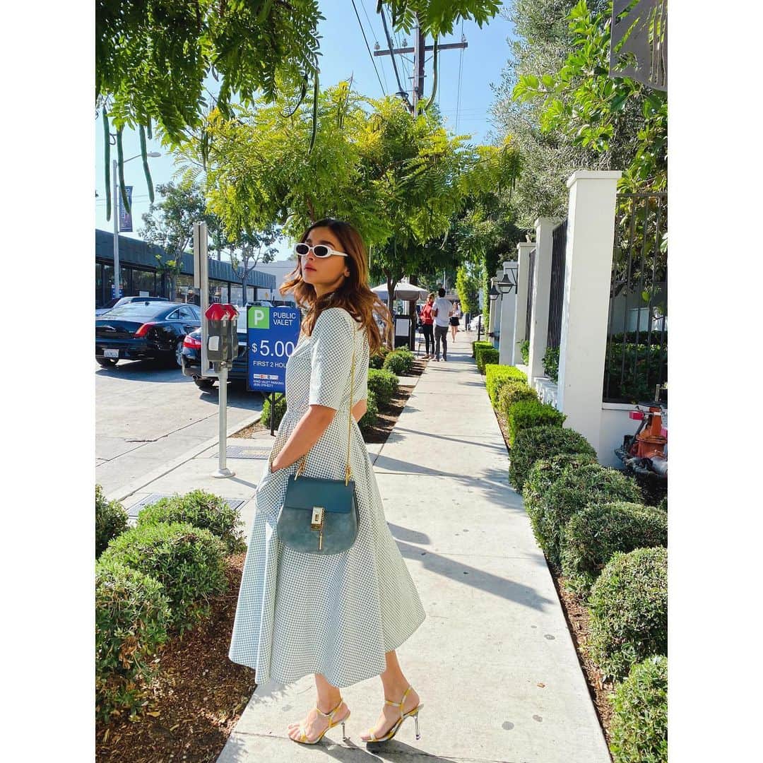 アリア・バットのインスタグラム：「🧚‍♂️」