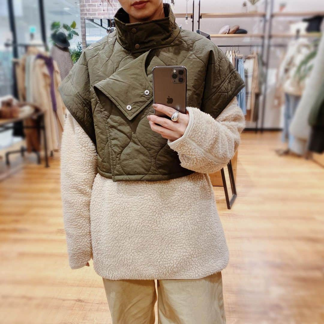 Eri Koyamaさんのインスタグラム写真 - (Eri KoyamaInstagram)「. 昨日の私服 . #キルティングレイヤードトップス 去年のボアチュニックとも🙆🏻‍♀️ これかなり着たから、また今年も出るの嬉しい💜 . @ungrid_official  @ungrid_staffsnap #Ungrid #shop_ungrid_eri #fashion #coordinate #153cm #私服」11月5日 9時29分 - 6ri___k