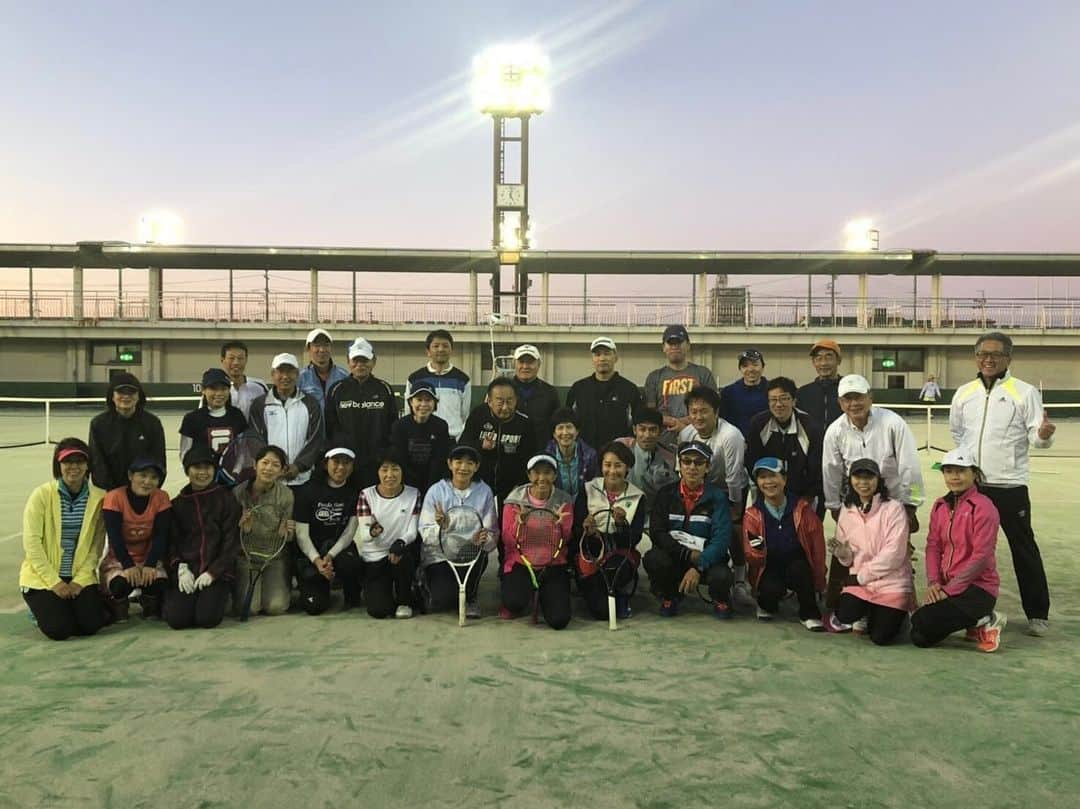 森上亜希子さんのインスタグラム写真 - (森上亜希子Instagram)「昨日は愛知県一宮市でイベントをさせて頂きました！ 子供達も本当に可愛くて、とにかくテニスを好きになってくれて長く続けてくれたら嬉しいです！  そして、一般のクラスも皆さんお上手で何よりテニスを楽しんでいらっしゃる姿にとても嬉しく思いました！  お手伝いして下さったコーチ陣の皆様も本当にありがとうございました‼️ また、お会い出来る日を楽しみにしています！  #tennis #イベント #テニス」11月5日 10時16分 - akiko_morigami