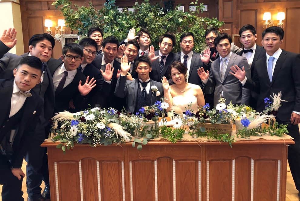 太田忍さんのインスタグラム写真 - (太田忍Instagram)「同期の結婚式  #wedding  #末長くお幸せに #竹本結婚おめでとう  #結婚式っていいね！」11月5日 21時39分 - shinobu63no_1