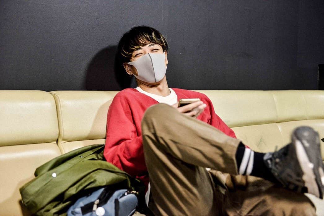 村松拓さんのインスタグラム写真 - (村松拓Instagram)「函館。By Your Side Tour ９日目。改めて仲間達に感謝。函館の熱量が半端じゃなくて、あの瞬間に1番人間同士だから楽しいしやめられないんだなって。幸せでした。ありがとう！ Photo by @ruihashimoto  #nothingscarvedinstone」11月5日 14時34分 - takkyun_ncis