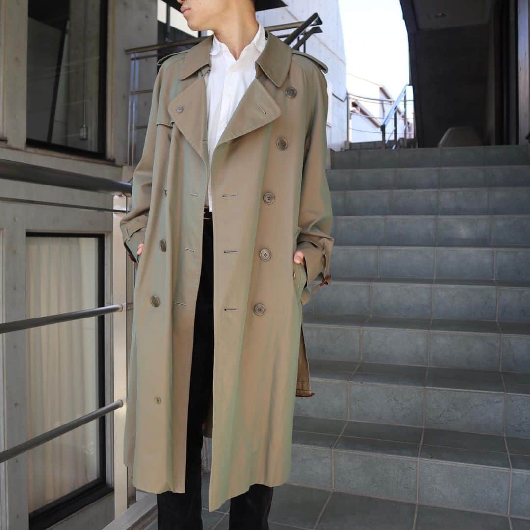 Vintage Brand Boutique AMOREさんのインスタグラム写真 - (Vintage Brand Boutique AMOREInstagram)「Vintage Burberry’s trench coat from 1980’s. #burberrytrench #バーバリートレンチ Free Shipping Worldwide✈️ DM for more information ≫ ≫ ≫✉️ info@amorevintagetokyo.com  #ヴィンテージ #エルメス  #ヴィンテージエルメス #ヴィンテージブランドブティック #アモーレ #アモーレトーキョー #表参道 #青山 #東京 #hermes #vintage #vintageHermes #hermesvintage#amoretokyo #amorevintage #vintageshop  #amoregentleman #アモーレジェントルマン」11月5日 15時26分 - amore_tokyo