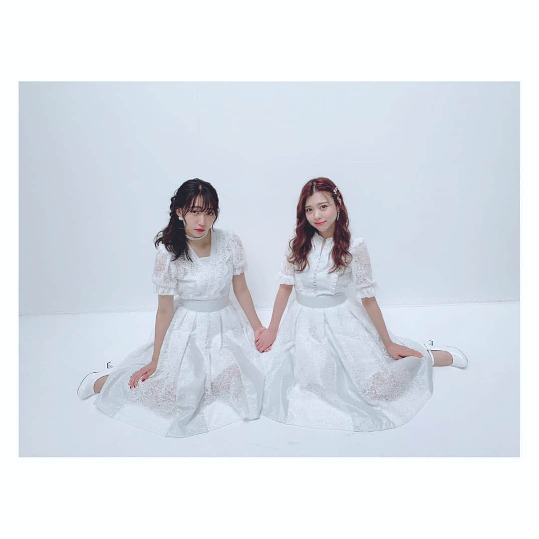 青木千春のインスタグラム：「ー2019.11.05ー ・ WHY@DOLLラストアルバム ［@ LBUM〜Selection 2014-2019〜］リリースしました！ ・ ほわどるにとって最後に贈る皆さんへのアルバムです。 ・ 2人で作詞した新曲【album】は、今までの思い出や今後ふとした時に私達のことを思い出してほしいな。という思いを込めて描きました！ ・ 今までのWHY@DOLLの楽曲や存在が思い出の1ページのようになってほしいなという思いがこもった大切な1枚。 たくさんの方に届きますように！ ・ #ほわどる　#ホワドル　#album #アルバム　#ありがとう」