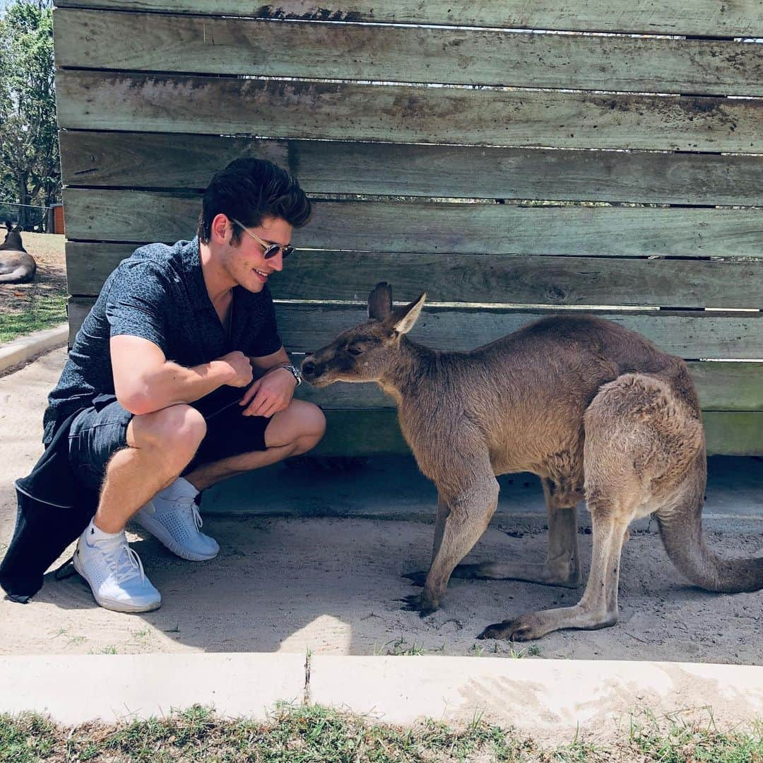 グレッグ・サルキンさんのインスタグラム写真 - (グレッグ・サルキンInstagram)「Me & Roo 🦘」11月5日 15時28分 - greggsulkin