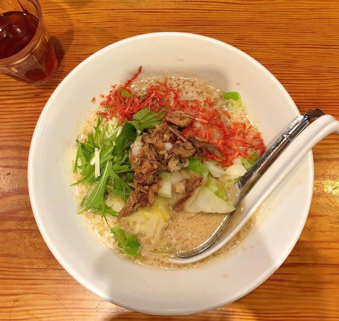 華山志歩さんのインスタグラム写真 - (華山志歩Instagram)「﻿ 昨日メンバーと行ったラーメン🍜﻿ 私は11月限定の海鮮ゴマ白湯麺にした！美味！！！」11月5日 16時52分 - shiho_hanayama_official