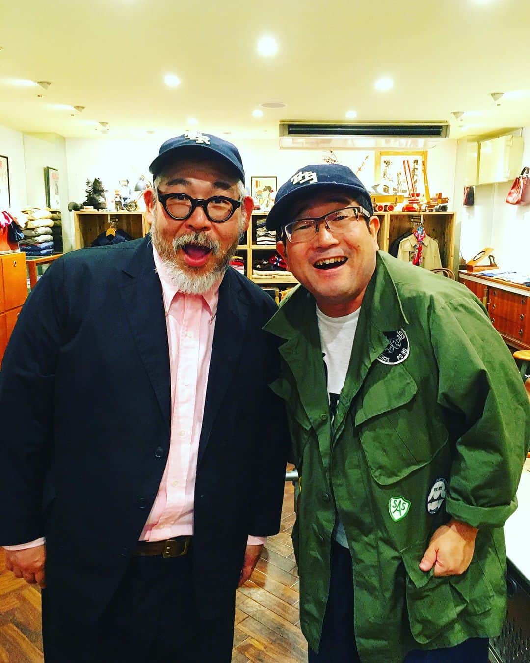のインスタグラム：「浅草の名店the three robbers。 つかもとさんと。 美しいひとの美しいお店。」