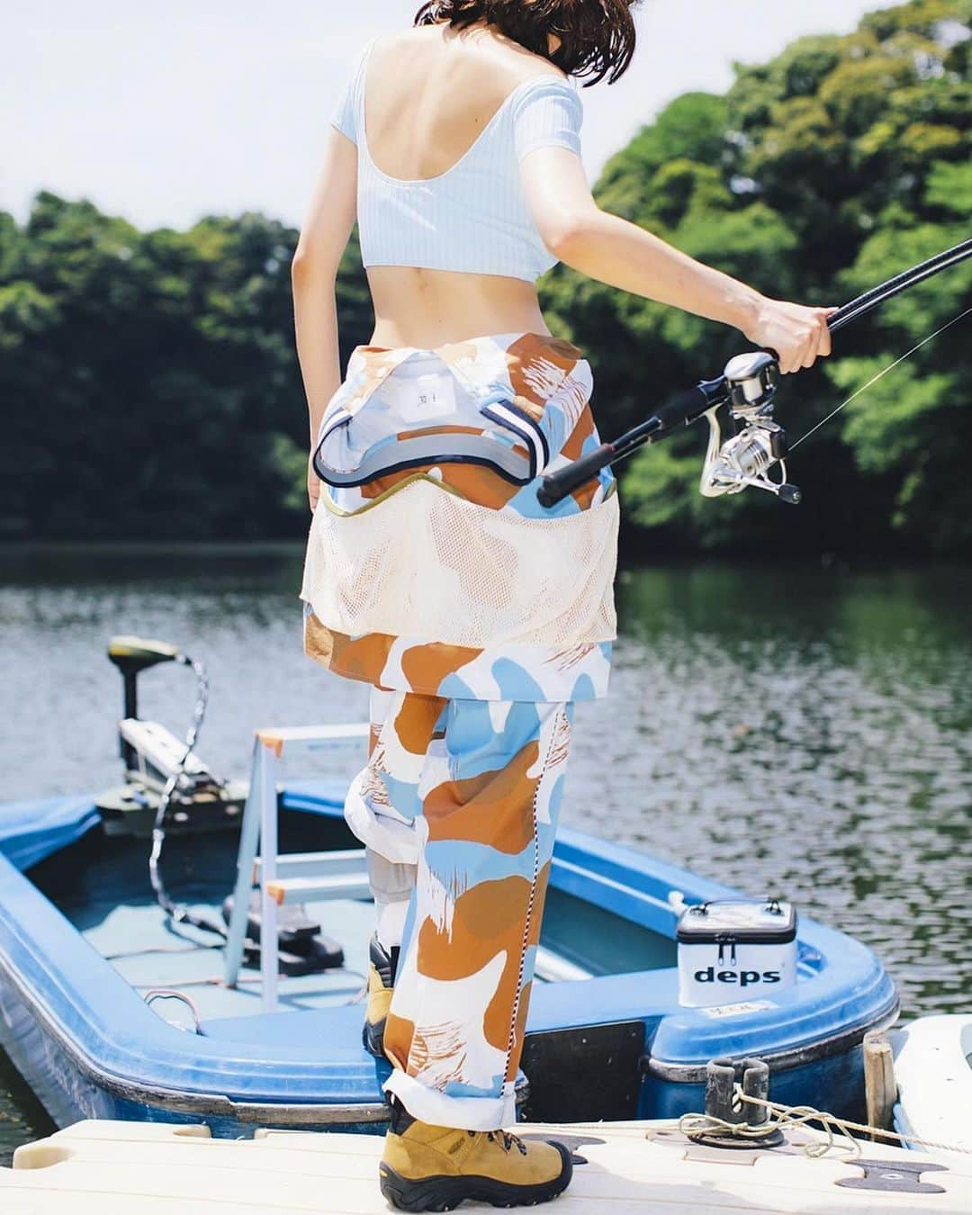 大森美知さんのインスタグラム写真 - (大森美知Instagram)「@headstokyo fashion & Art for all outside acivities. fashion × fishing collaboration ___________________________________ #webmedia#fashion#art#coffee#music #toe#bushcraft#lifeguard#collage#fishing #horse#model#バス釣り#釣りガール#大森みち ⚠️釣り釣具私物」11月5日 17時50分 - michi_oomori_official