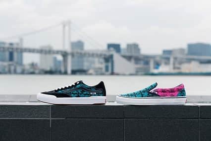 のインスタグラム：「. <NEW IN>  VANS SLIP-ON PRO (PIRATE)BK/BIRD ¥8,500+tax . BERLE PRO (PIRATE)BK/BIRD ¥12,000+tax . #abcmart#abcマート#vans#vansjapan#ヴァンズ#abcgs#スニーカー#pirate#パイレーツ#sneakers#slipon#berlepro」