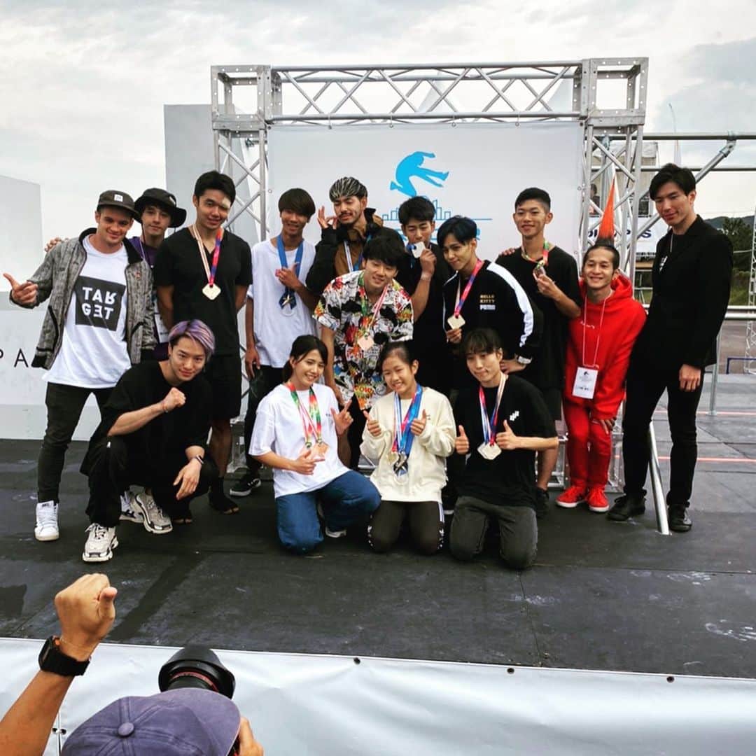 ZENさんのインスタグラム写真 - (ZENInstagram)「Parkour Japan Championships is over!!! Thanks all for supporting this event 🙌🏻﻿ ﻿ ﻿第１回パルクール日本選手権終了‼️ 参加してくれた選手のみんな、ありがとうございました！！ 競技もカルチャーも同時に盛り上げてこう。  Congratulations to @saintkour @naganegionene @otonakodomosully @hanaho_yamamoto for winning 🥇🥇🥇🥇 and big up to EVERYONE who was competing!!! #japanparkour ﻿  #パルクールZEN #パルクール #parkourathlete #parkour」11月5日 18時35分 - zen_pk_official